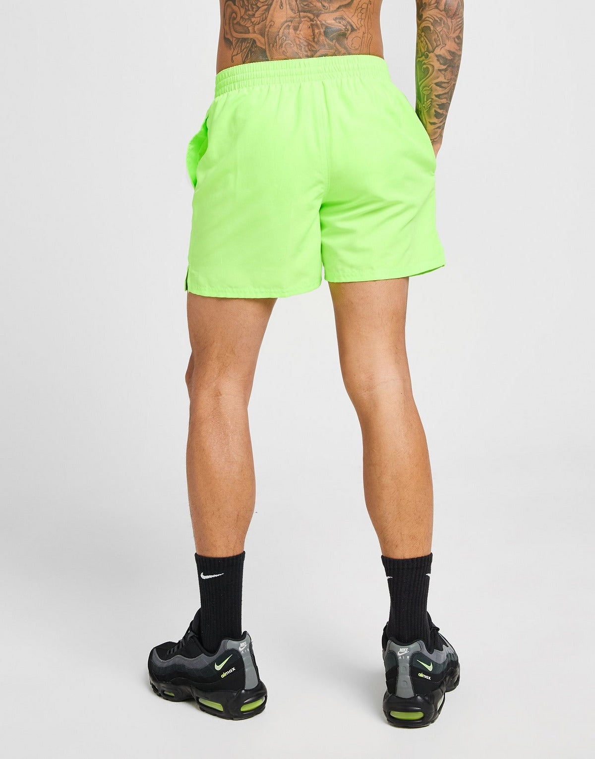 Nike core shorts green