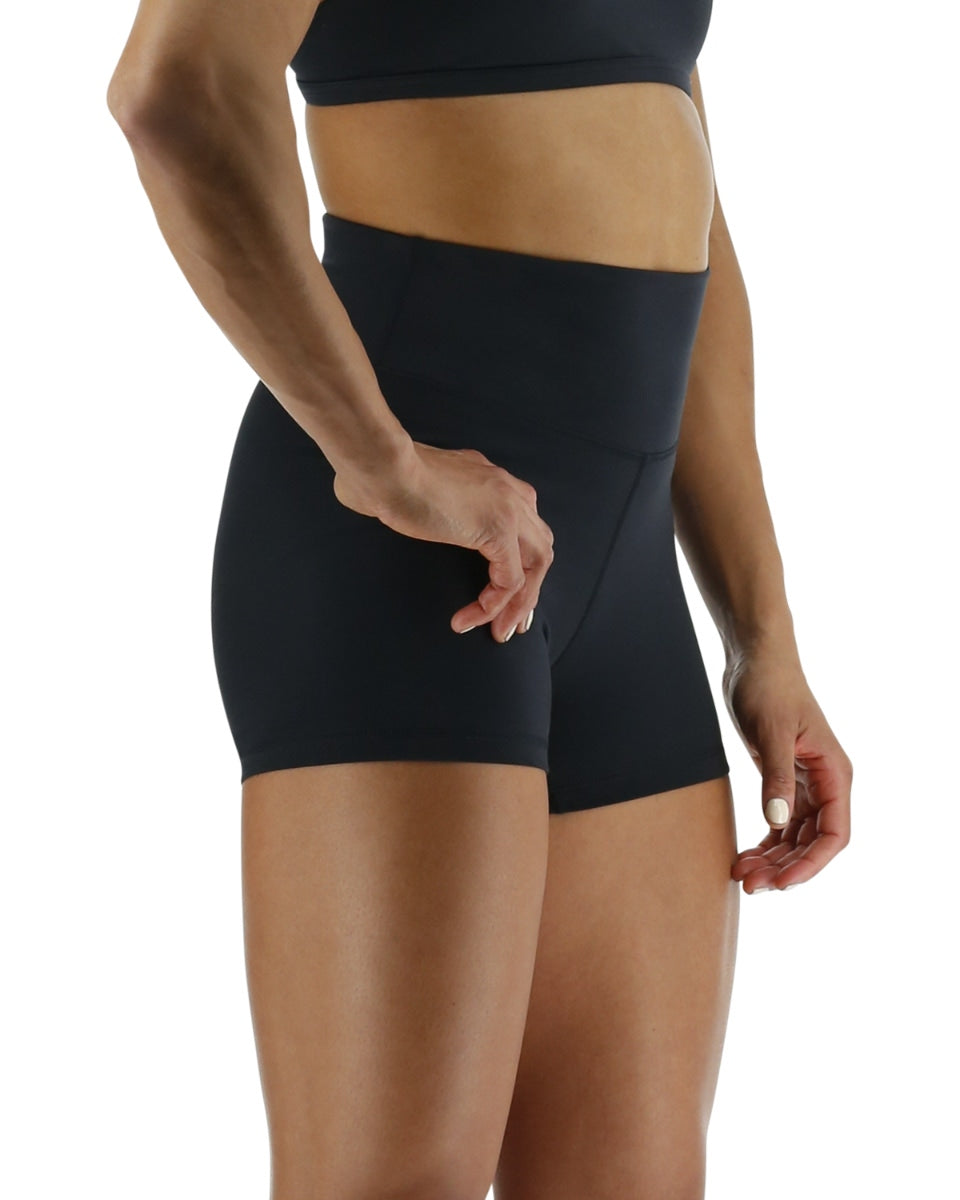 TYR High-Rise short black