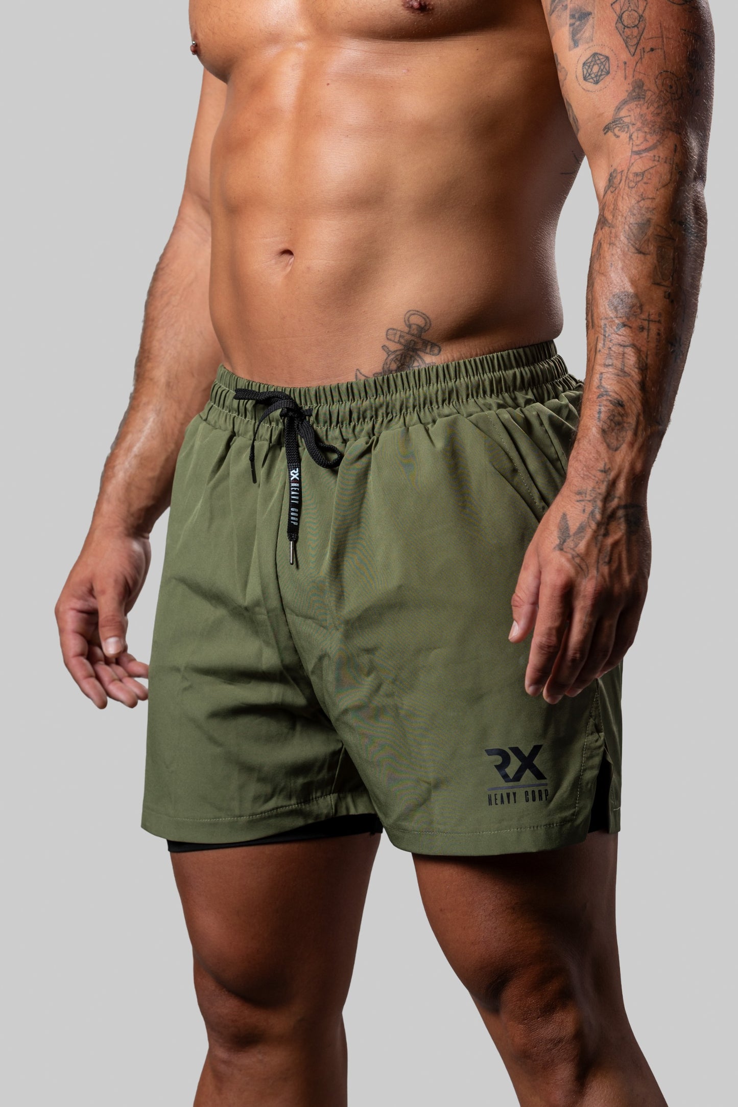 Pantalón corto malla RX verde militar