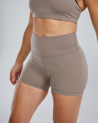 TYR High-Rise short brown
