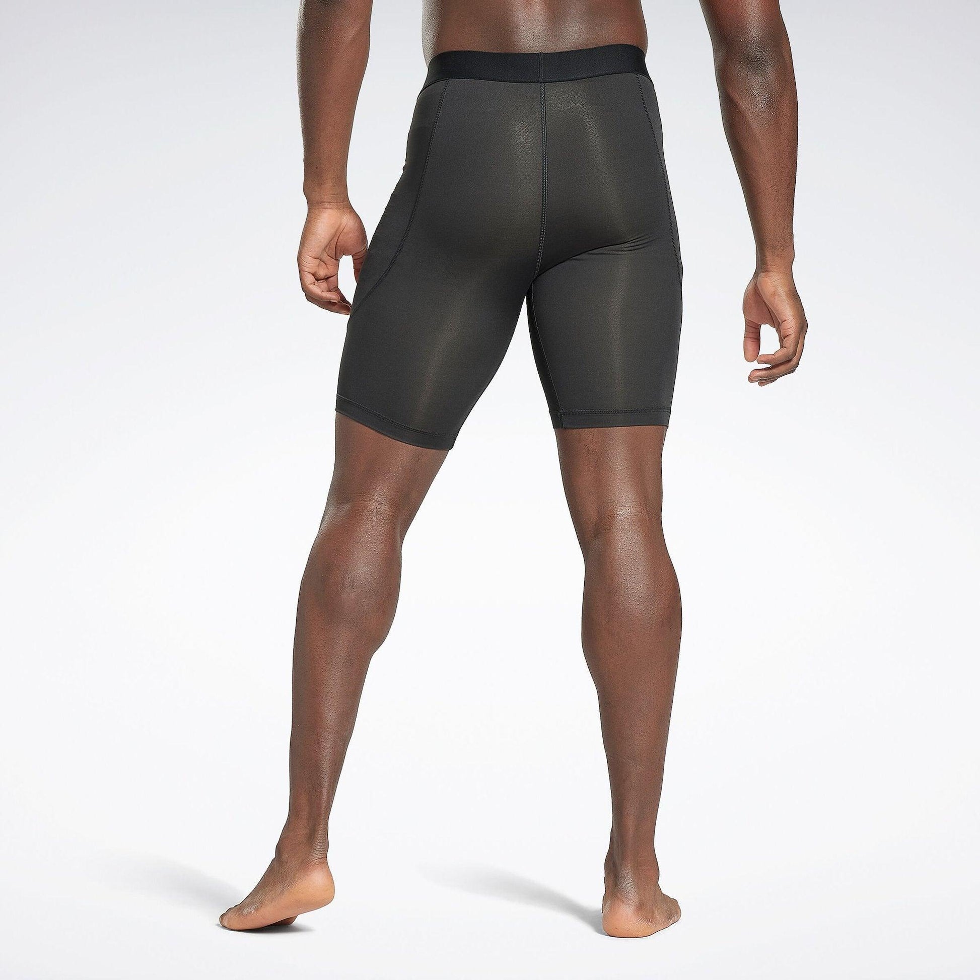 Malla corta Reebok black - Unbroken Fitness Shop