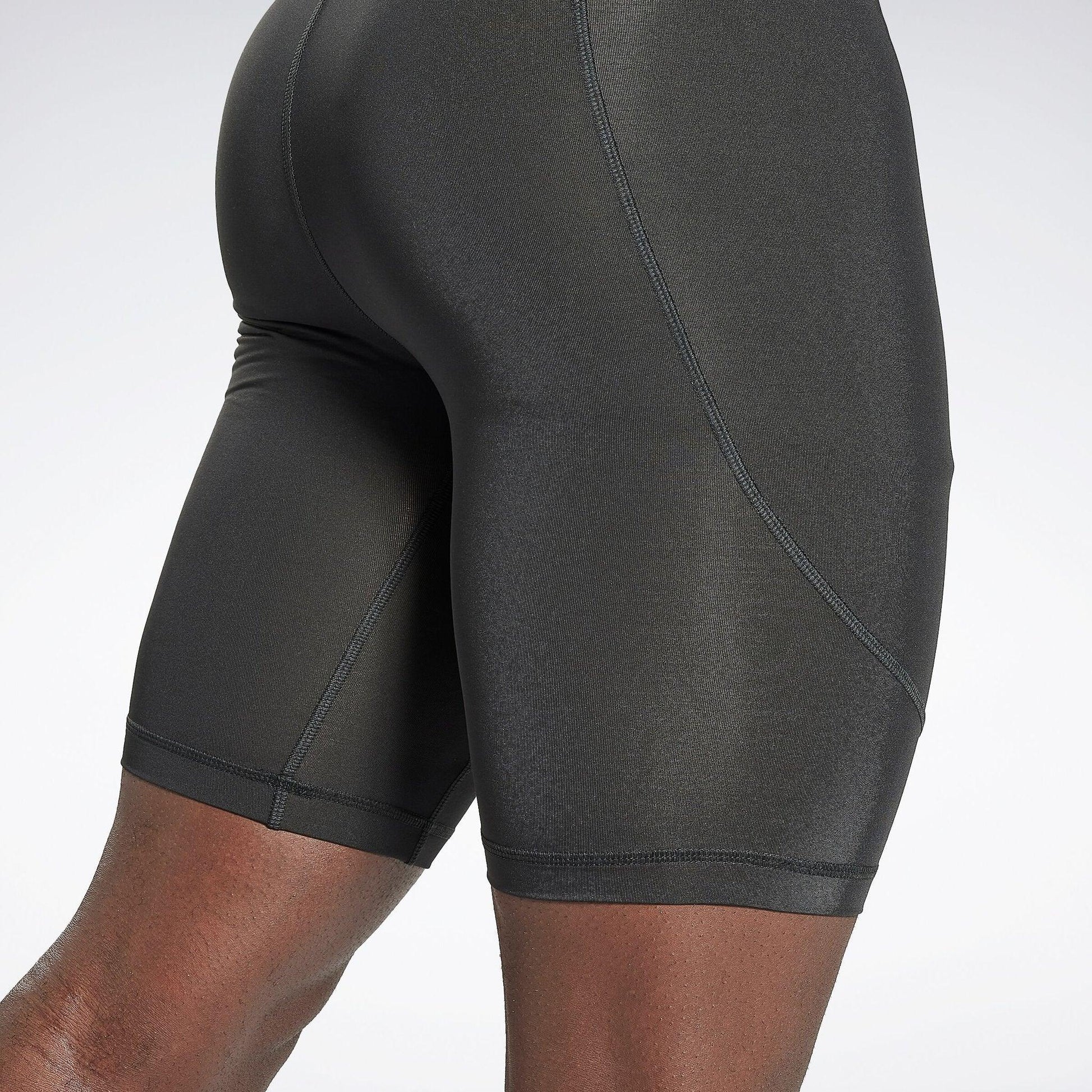 Malla corta Reebok black - Unbroken Fitness Shop