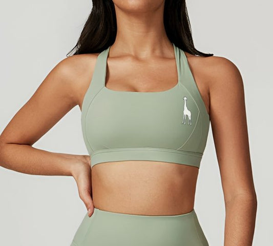 Iron Girafe sage green
