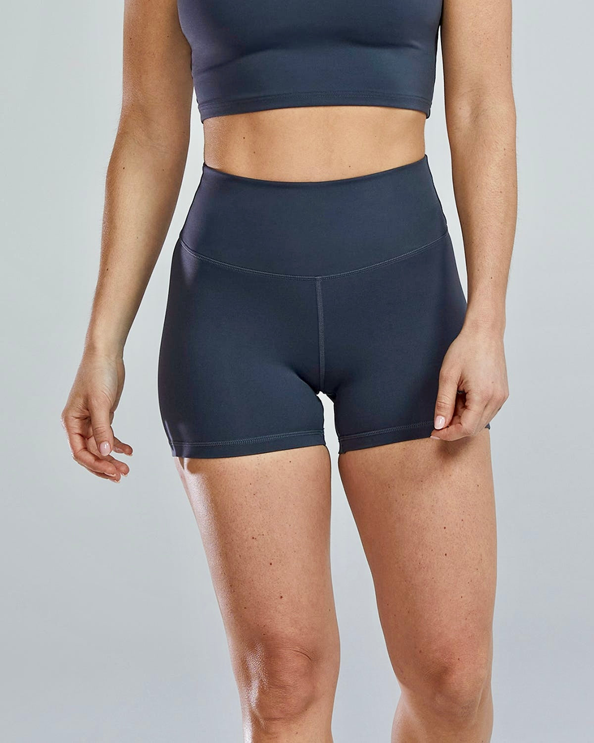 TYR High-Rise short graphite
