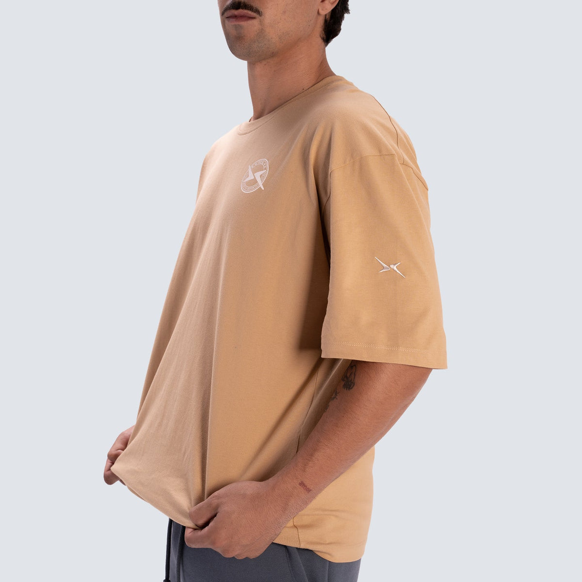 Lifestyle oversize Picsil SS26 mocha